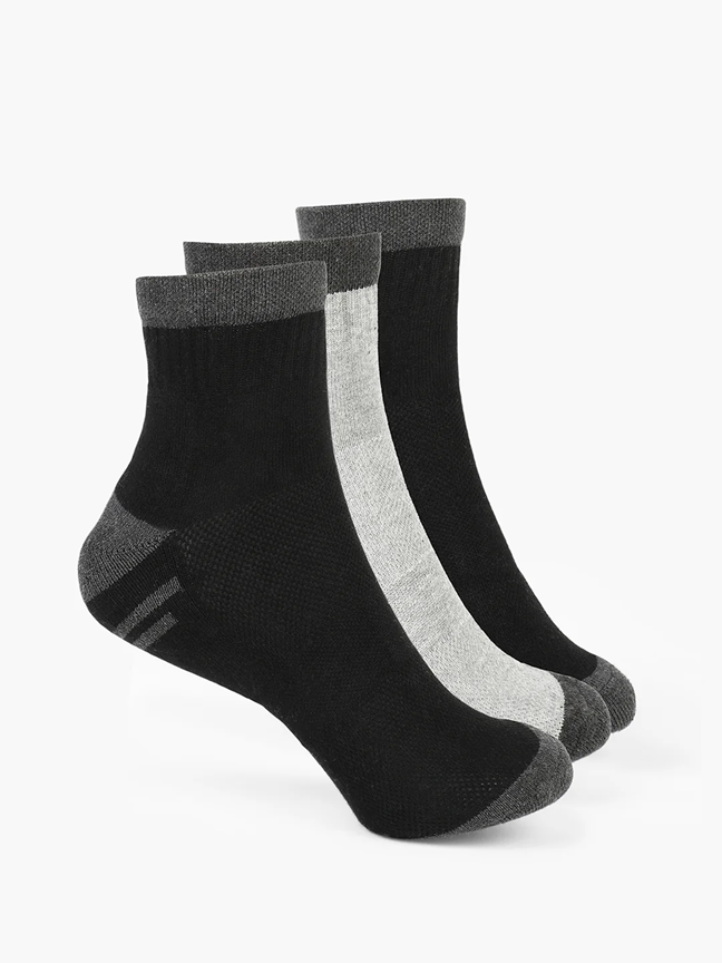 Men’s Colorblocked Sports Pack of 3 Ankle Socks in Cotton - Anthara, Black & Grey